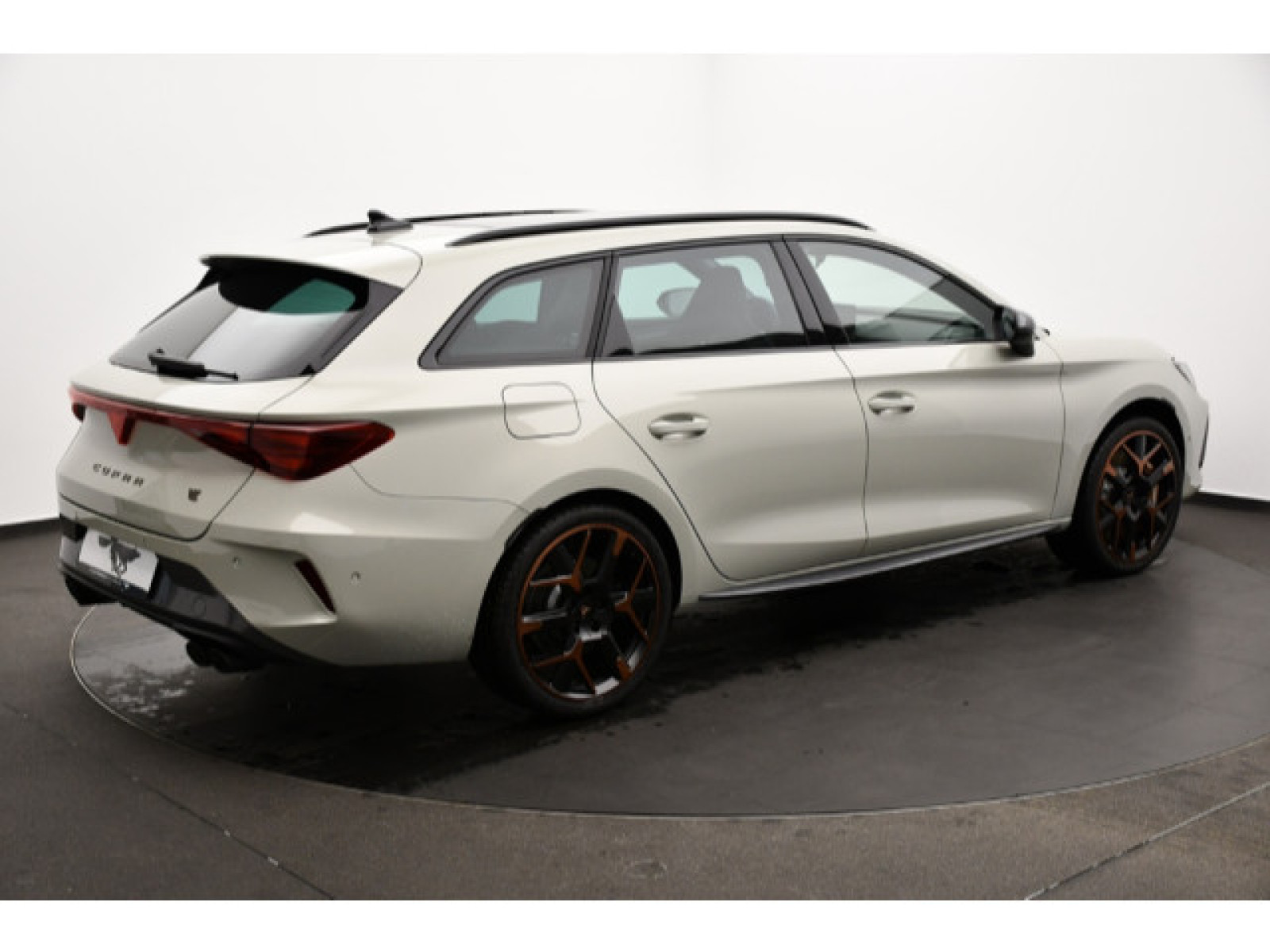 diagonalansicht-hinten-aussen