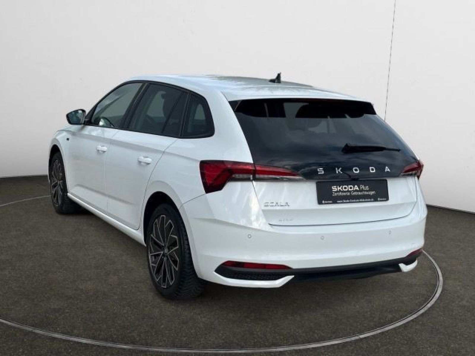 diagonalansicht-hinten-aussen