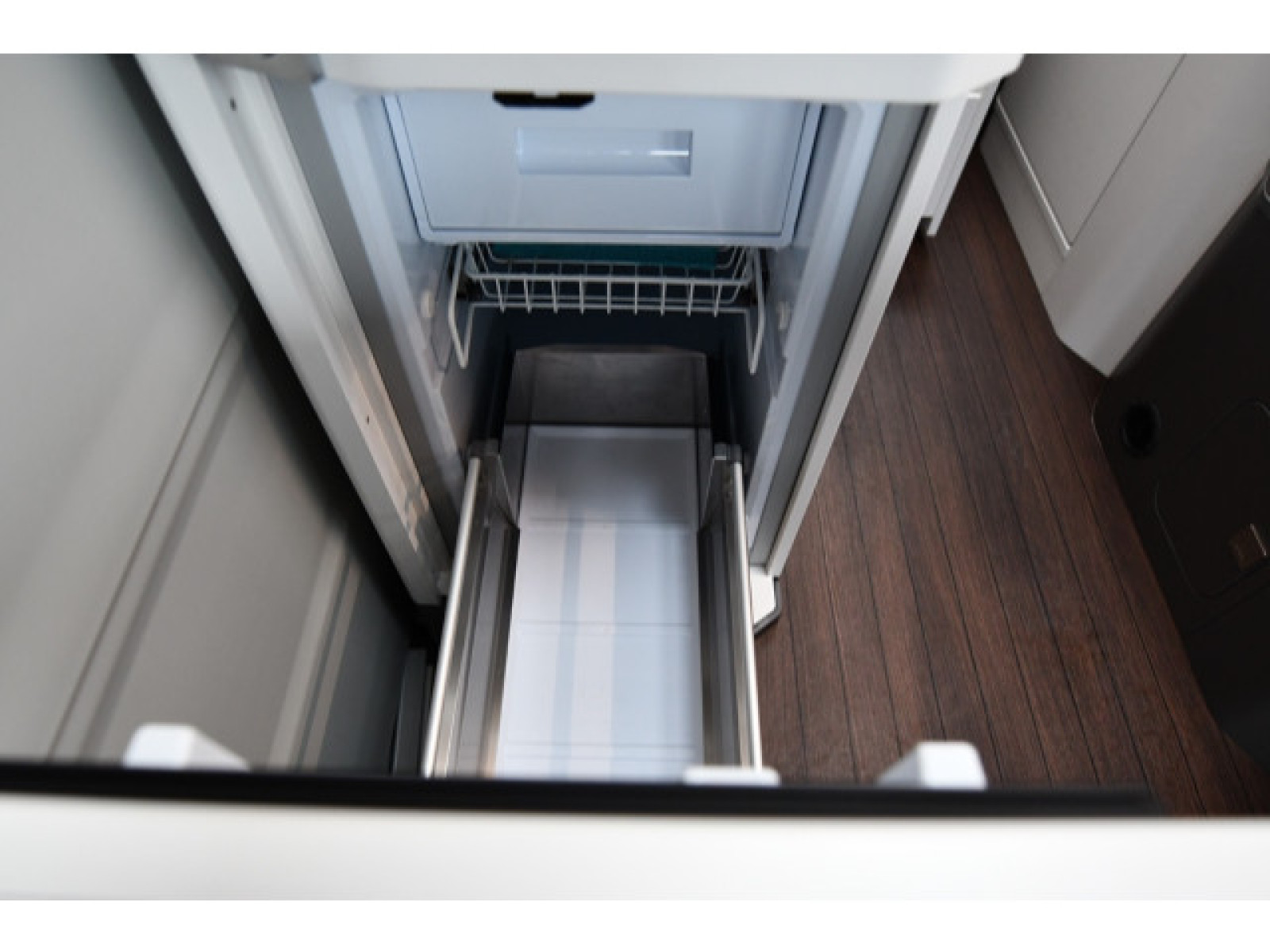 Volkswagen - California_14