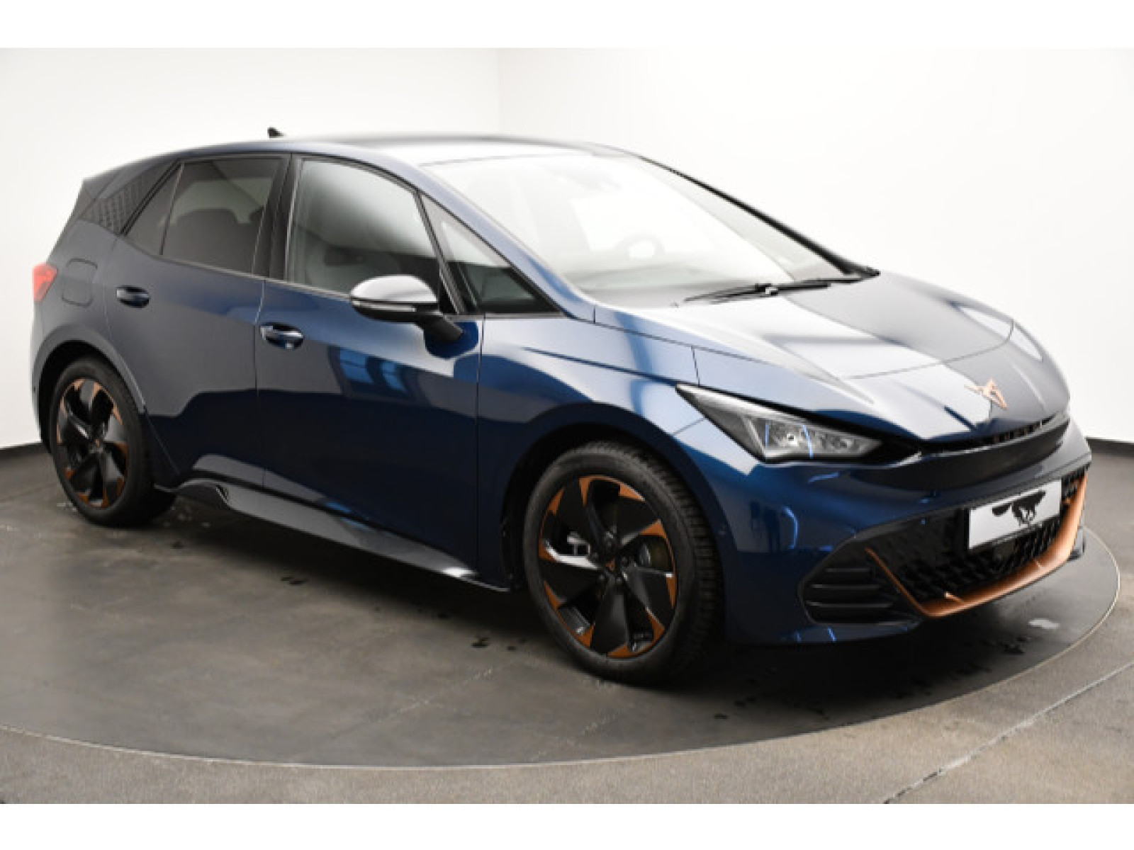 diagonal-frontansicht-aussen