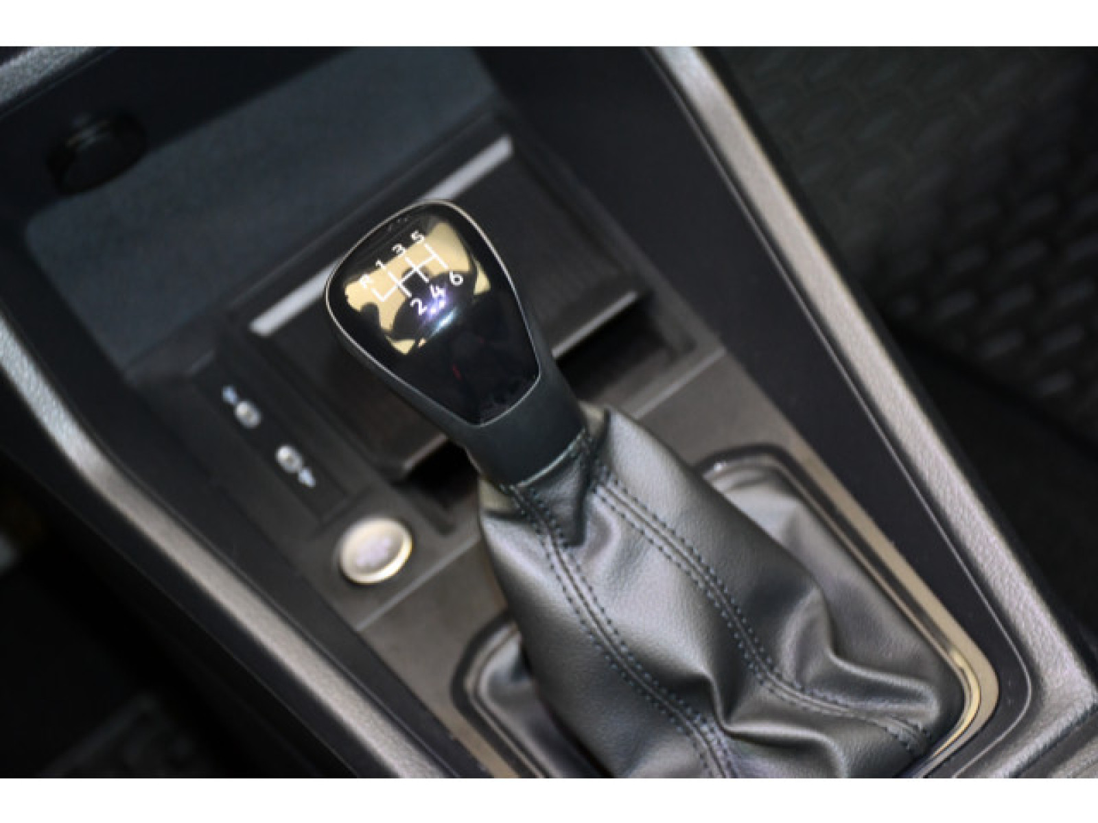Volkswagen - Caddy_6