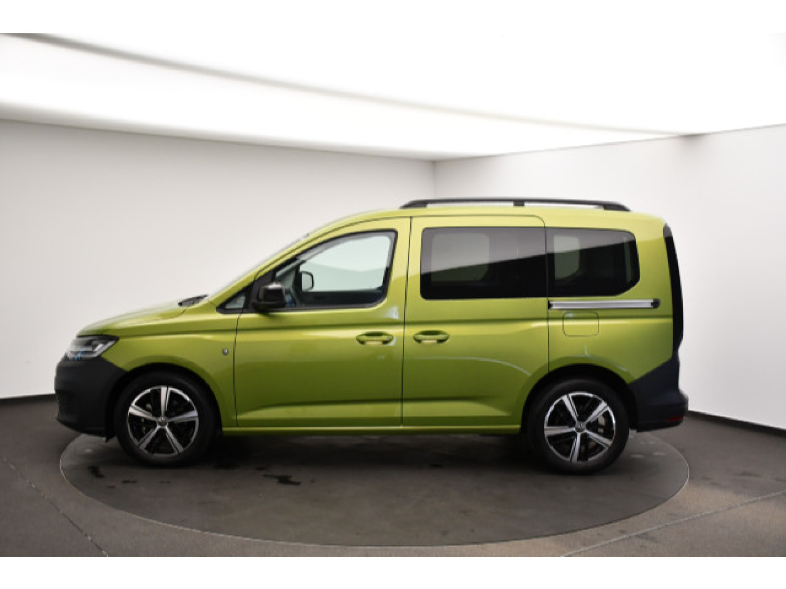 Volkswagen - Caddy_16