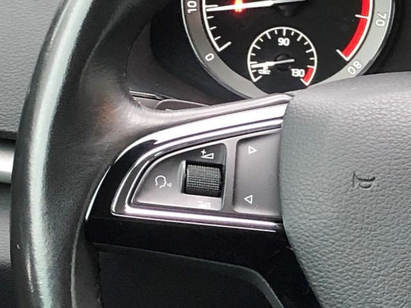 Škoda - Karoq_16