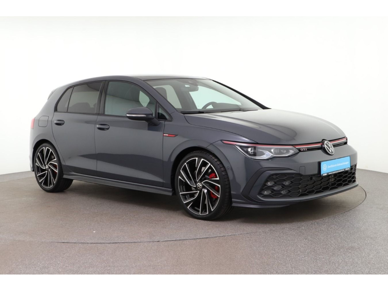 diagonal-frontansicht-aussen diagonal-frontansicht-aussen