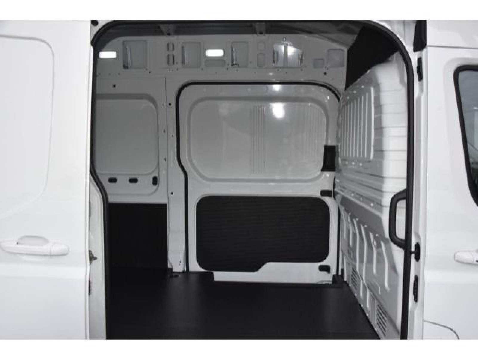 Maxus - eDELIVER 9_10