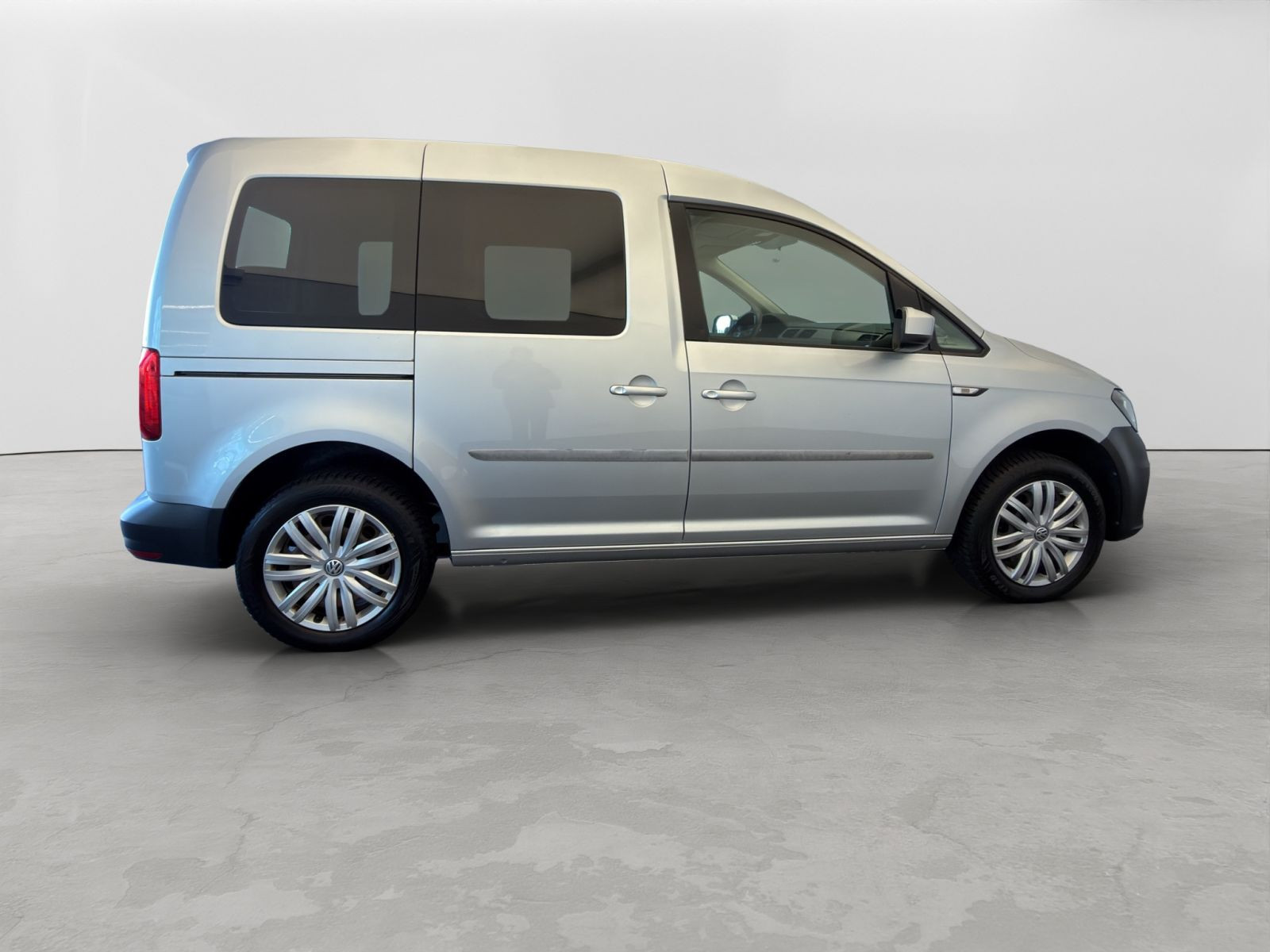 Volkswagen - Caddy_6