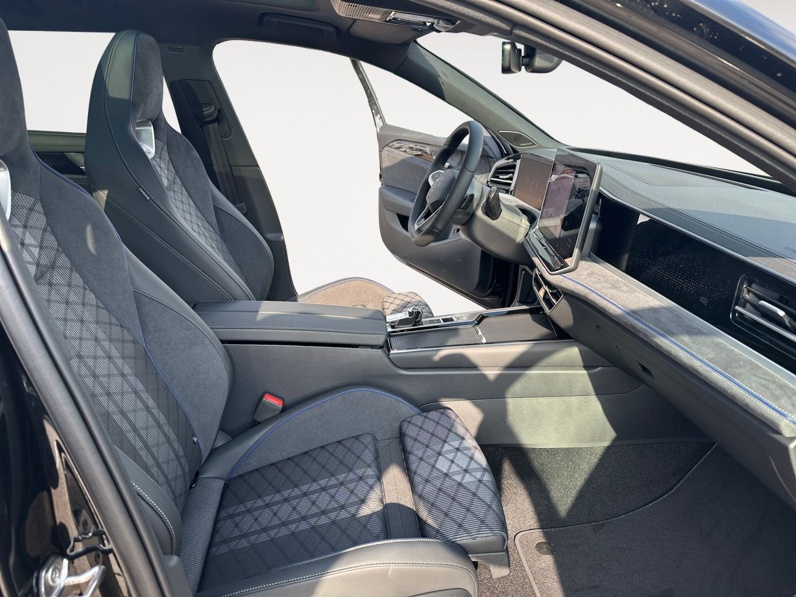 Volkswagen - Passat Variant_16