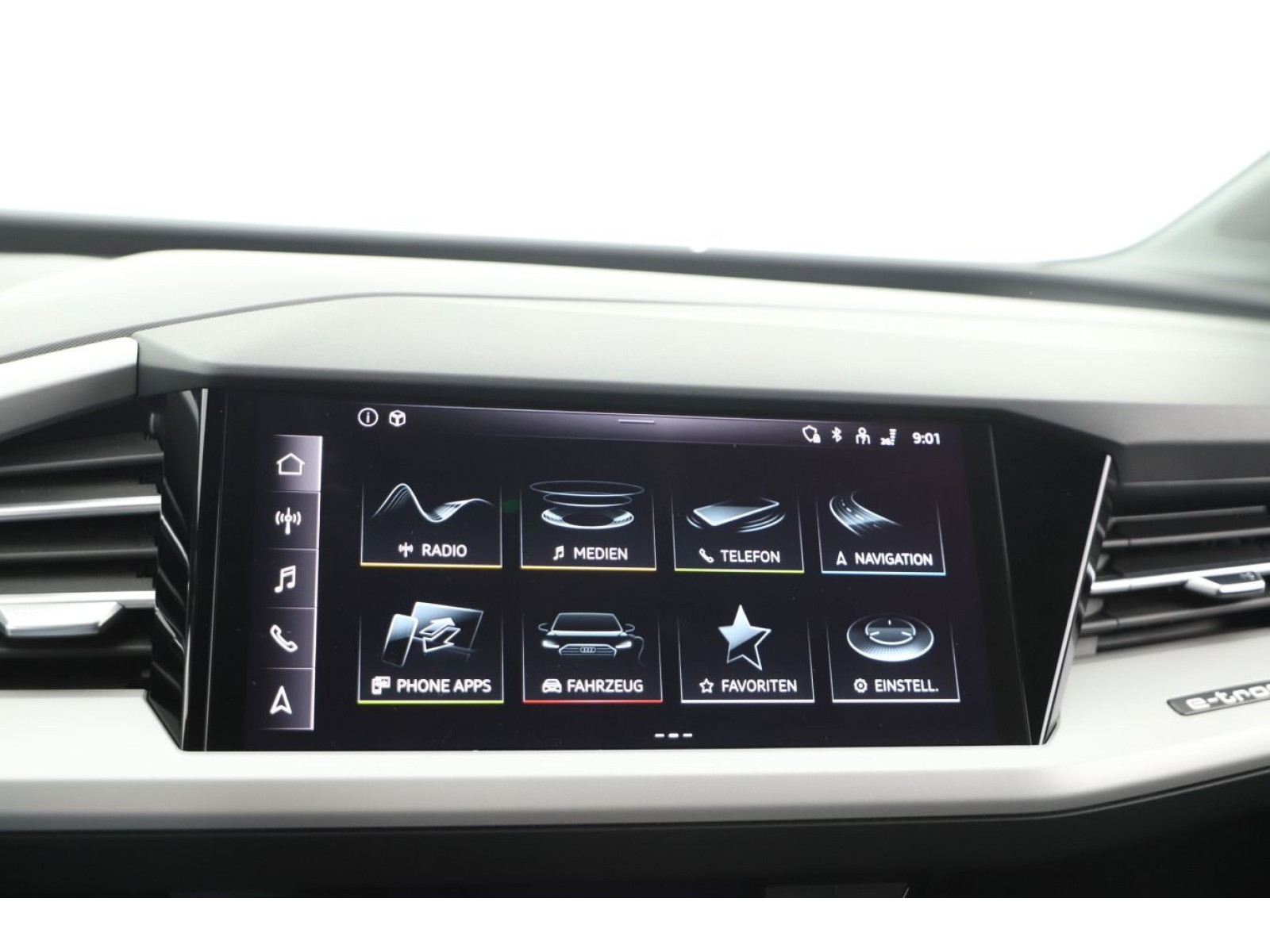 Audi - Q4 e-tron_10