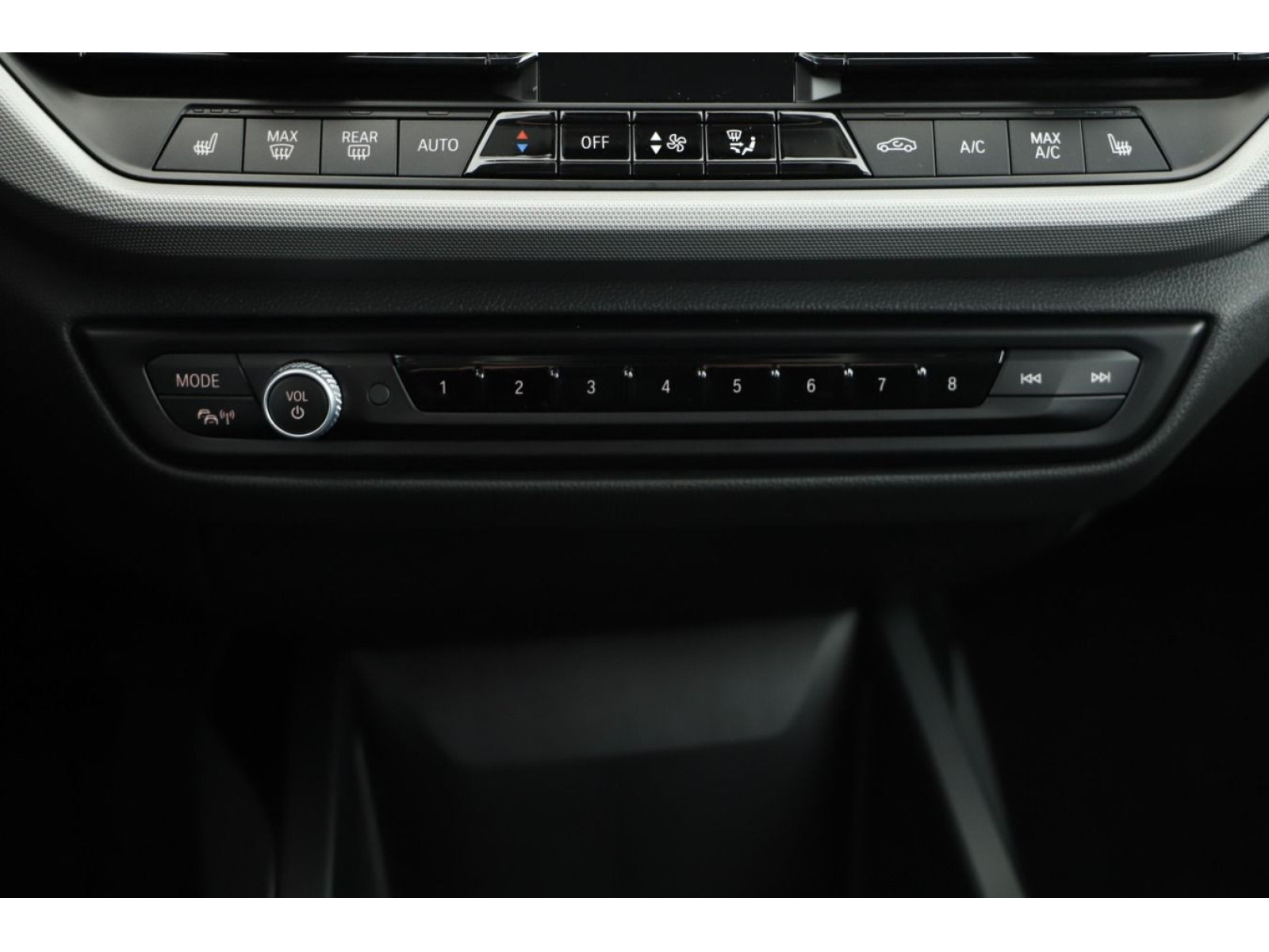 BMW - 116i_12