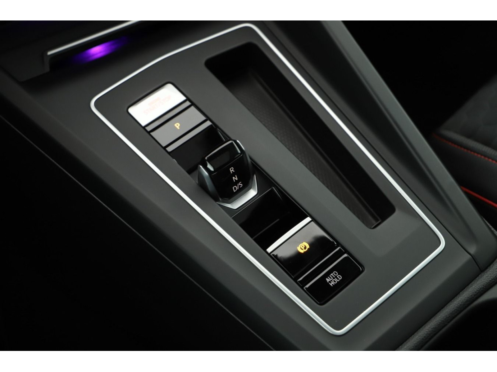 Volkswagen - Golf GTI_12 Volkswagen - Golf GTI_12