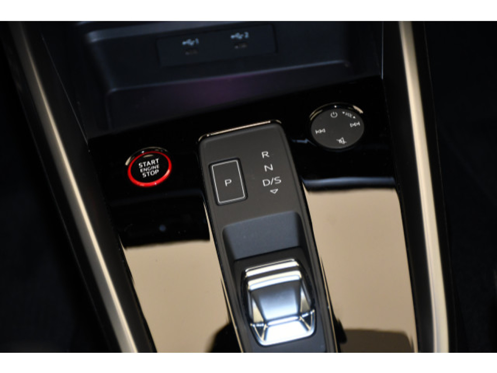 Audi - RS 3 Limousine_7