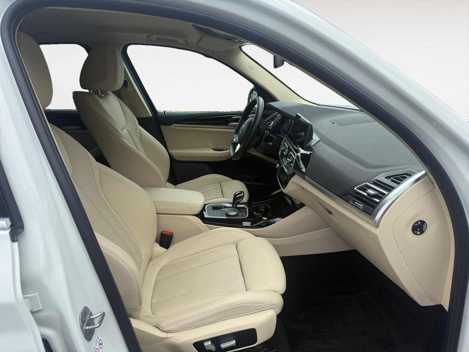 BMW - X3_16