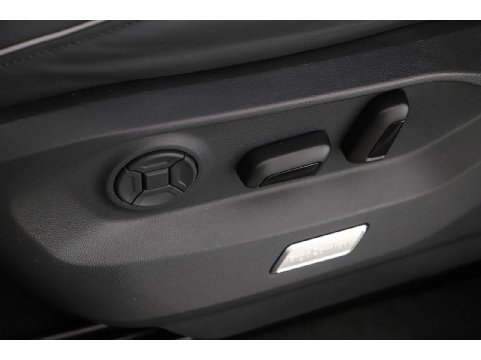 Volkswagen - Touareg_8 Volkswagen - Touareg_8