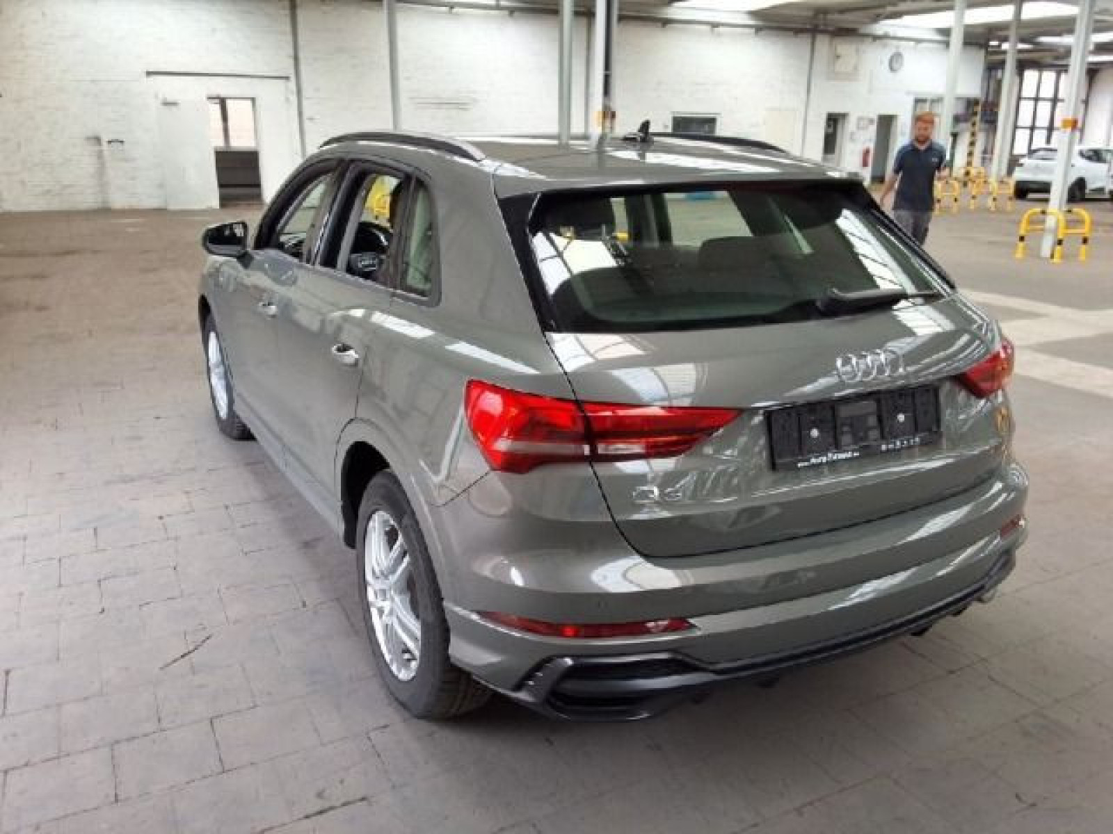 diagonalansicht-hinten-aussen