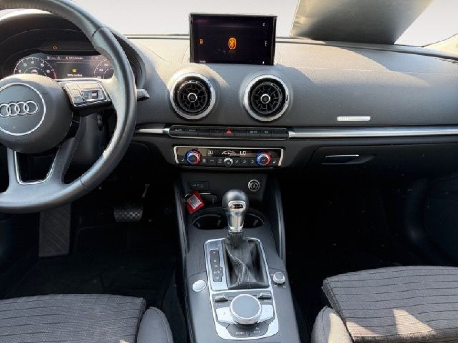 Audi - A3 Sportback_12