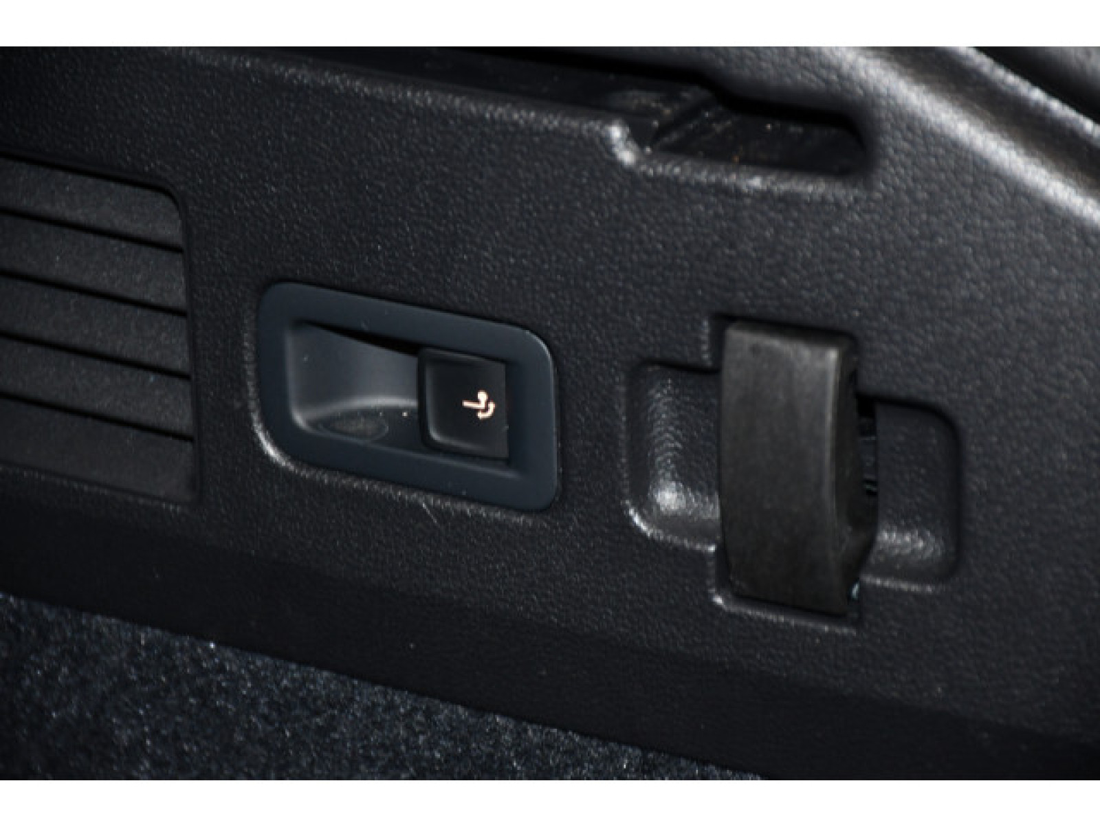 Volkswagen - Arteon Shooting Brake_13