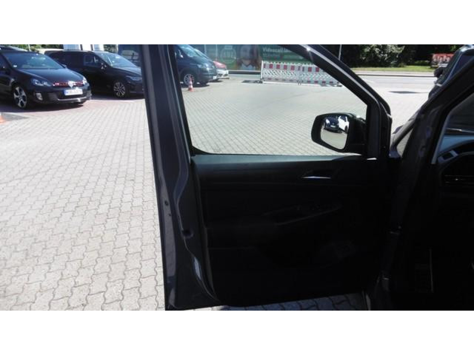 Fahrzeugbild_11