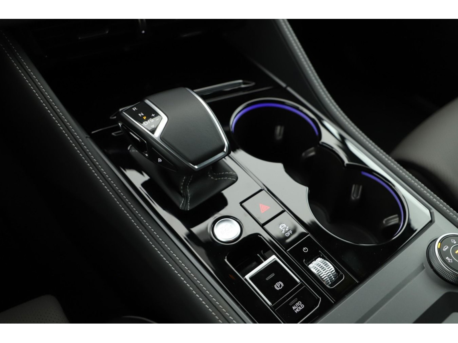 Volkswagen - Touareg_12 Volkswagen - Touareg_12