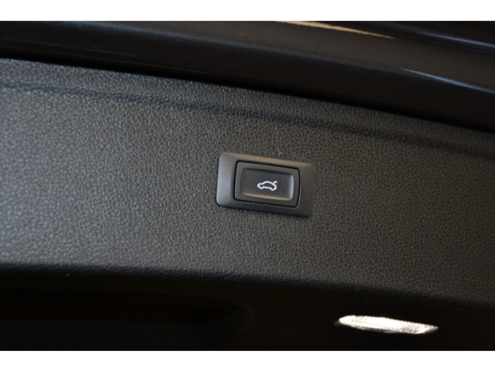 Audi - Q5_11