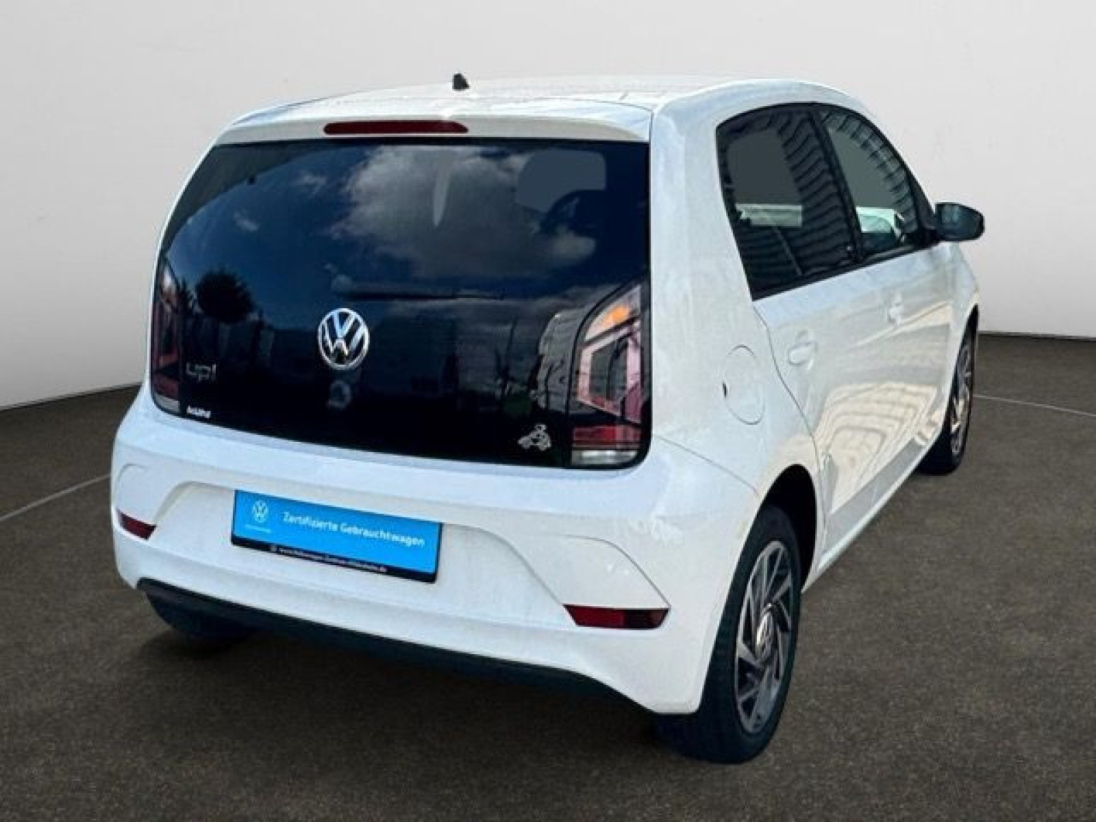 diagonalansicht-hinten-aussen