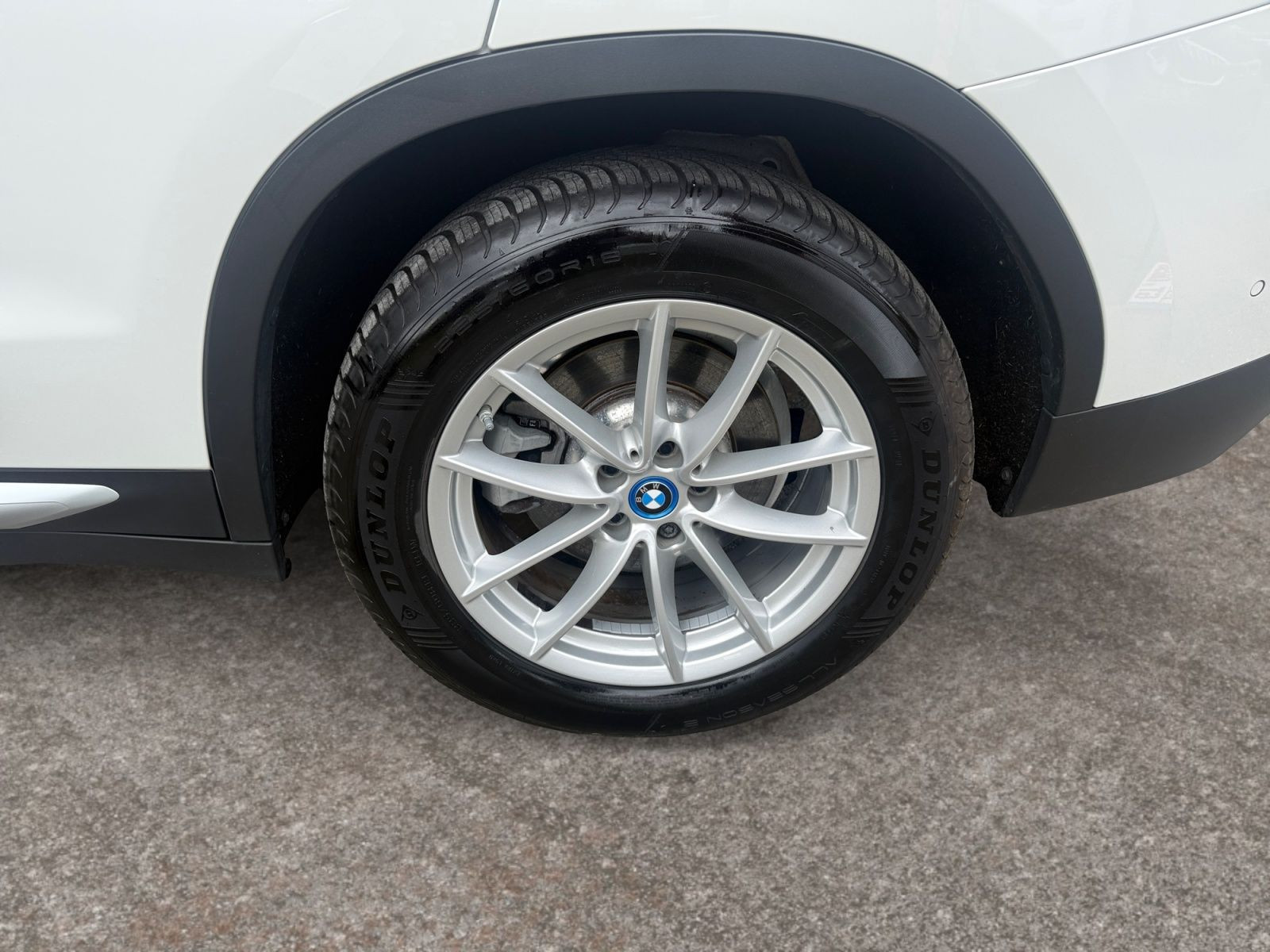 BMW - X3_15