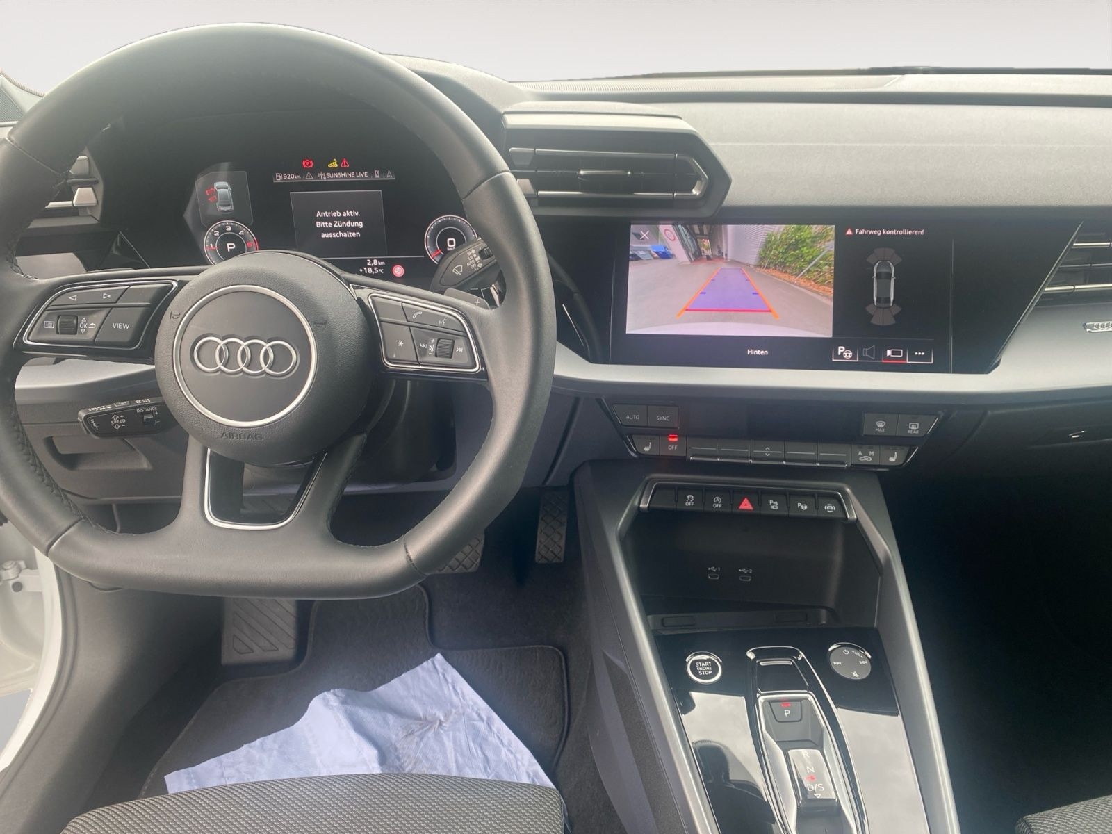 Audi - A3_12