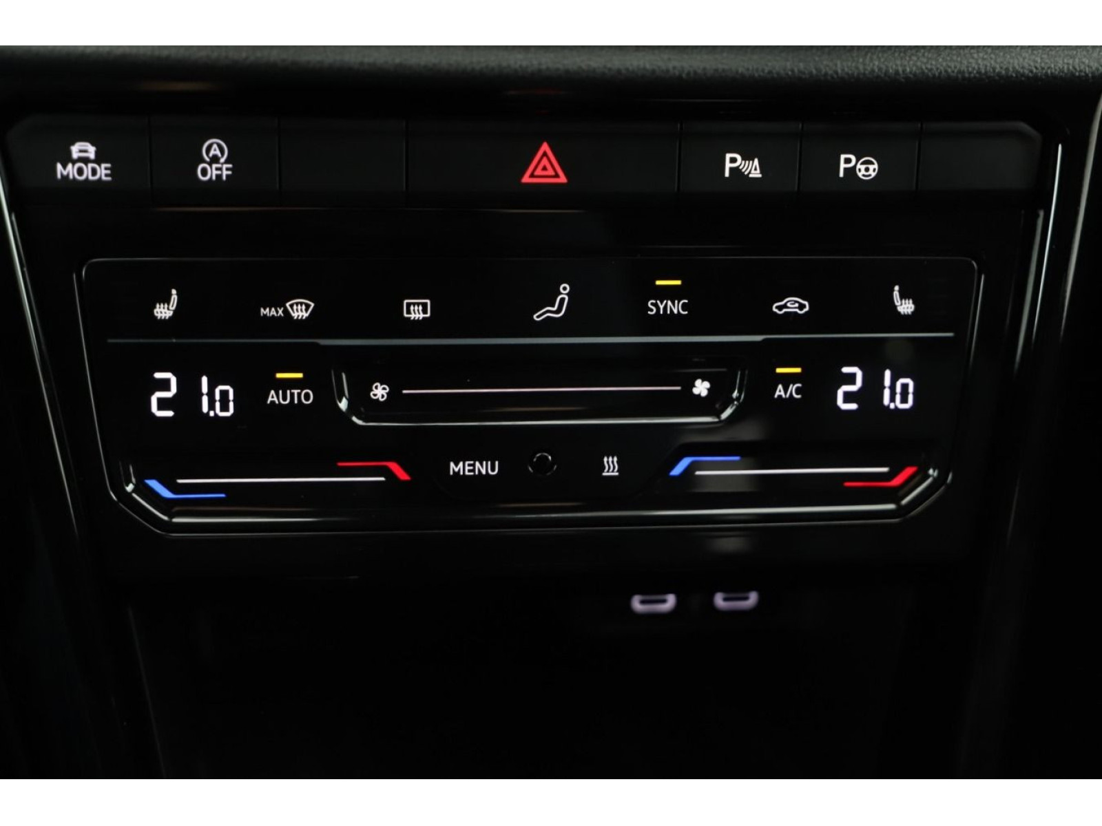 Volkswagen - T-Roc_13