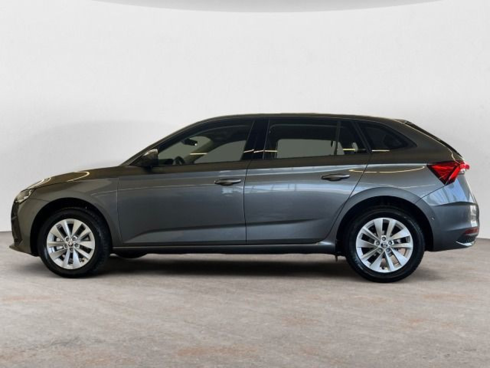 Škoda - Scala_3