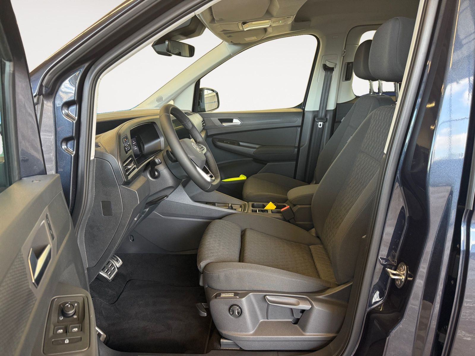 Volkswagen - Caddy_10