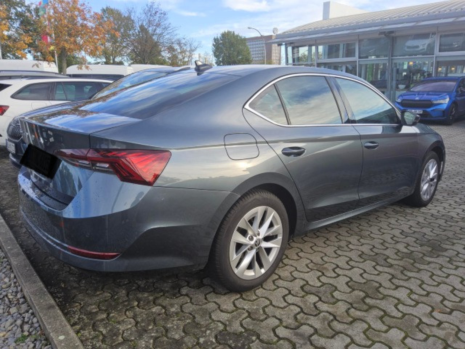 diagonalansicht-hinten-aussen