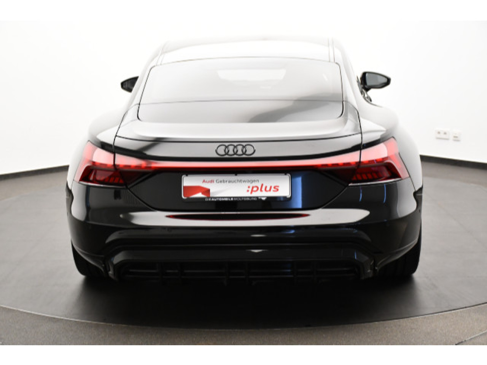 heckansicht-aussen heckansicht-aussen