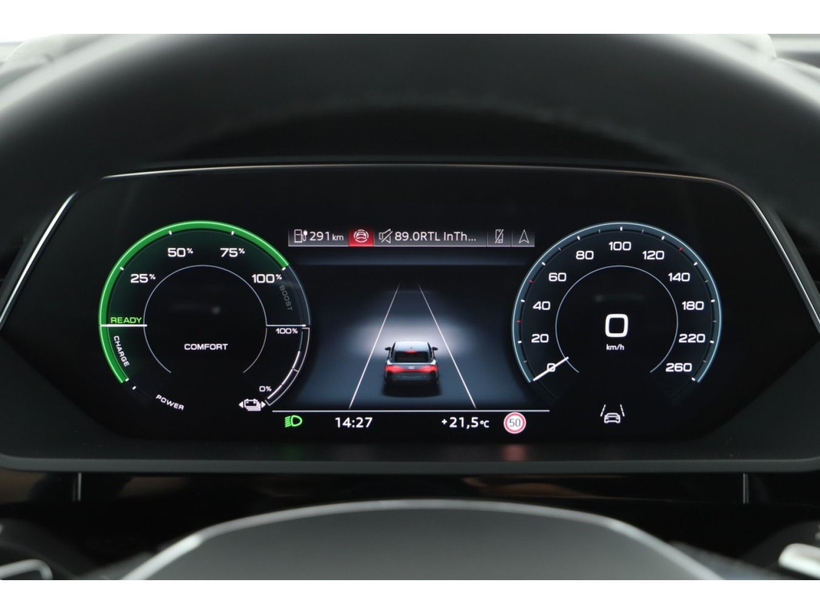 Audi - Q8 Sportback e-tron_10