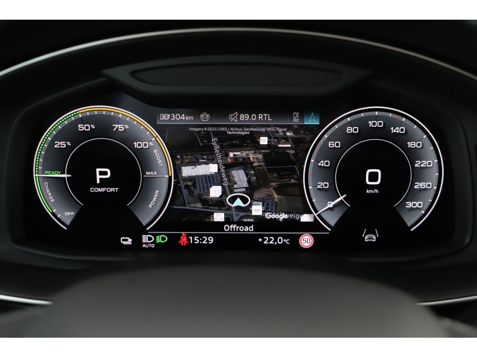 Audi - Q8_12 Audi - Q8_12