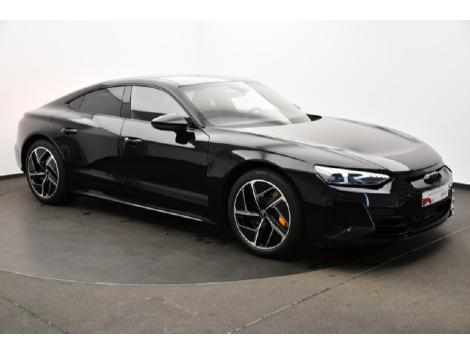 diagonal-frontansicht-aussen