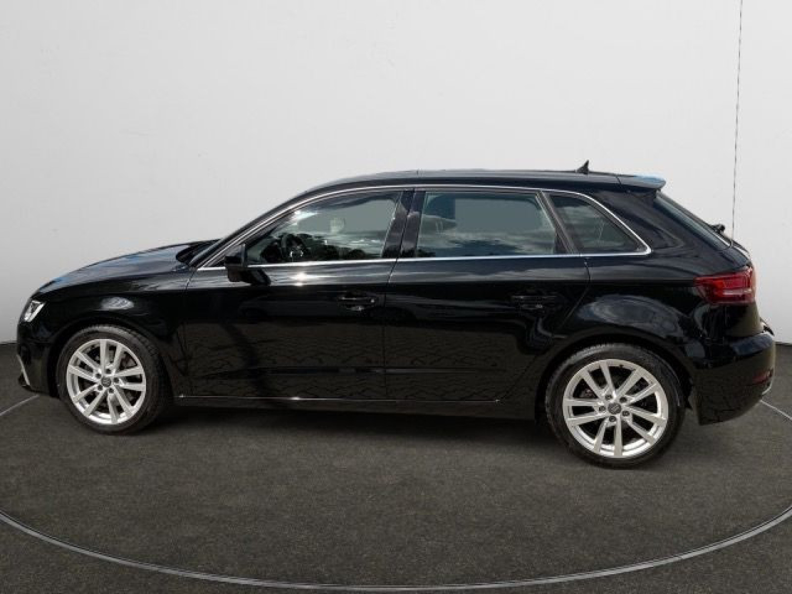 Audi - A3 Sportback_3