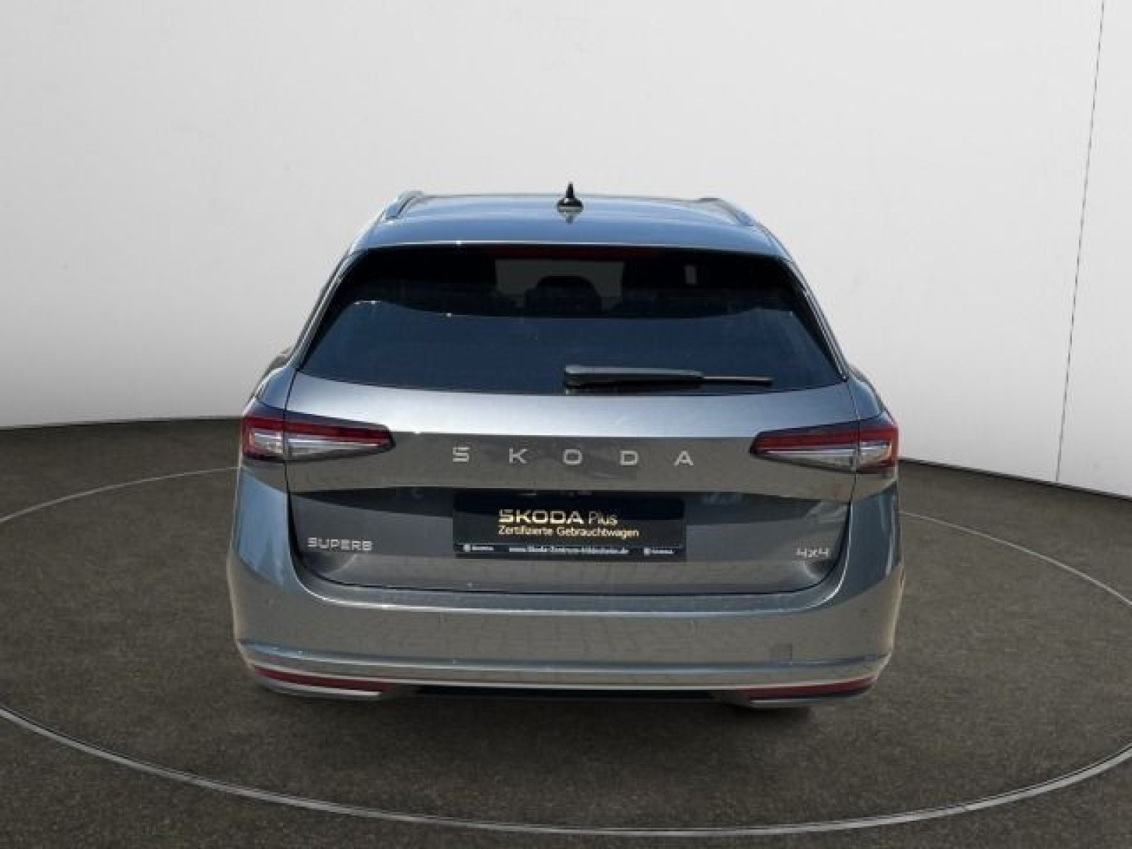 Škoda - Superb_4