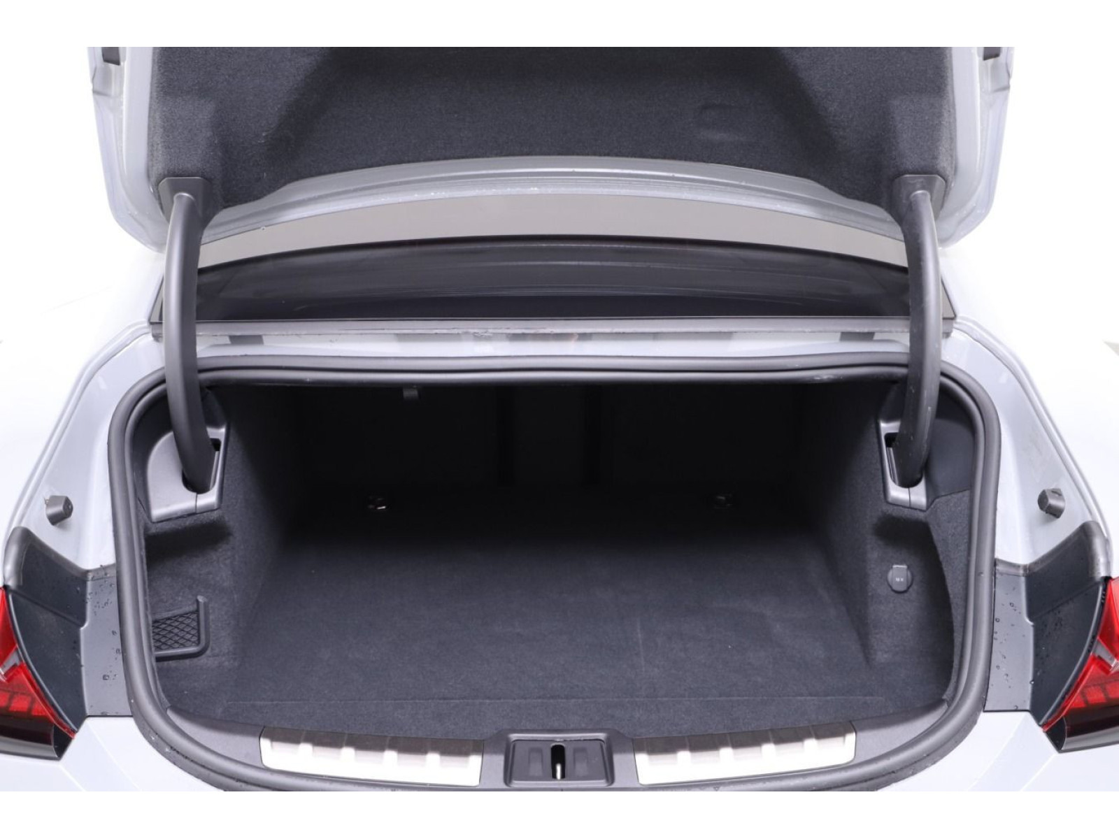 kofferraum-innen kofferraum-innen