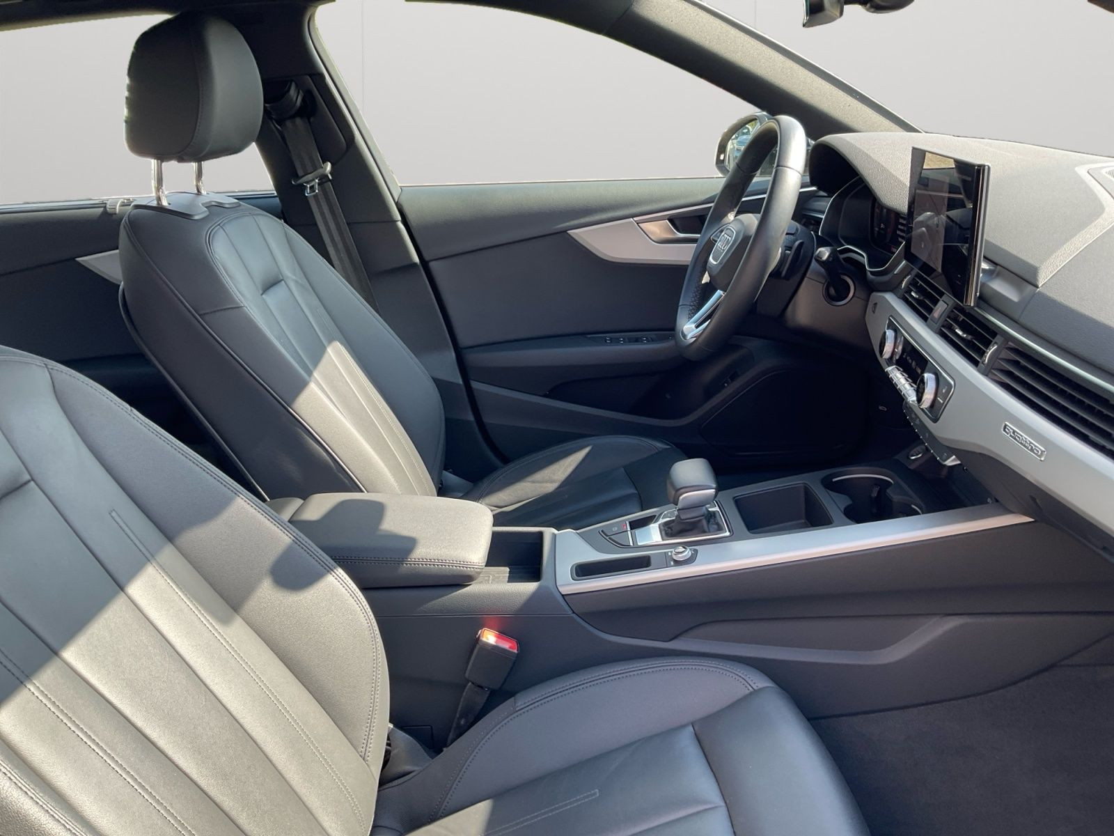 Audi - A4 Avant_15
