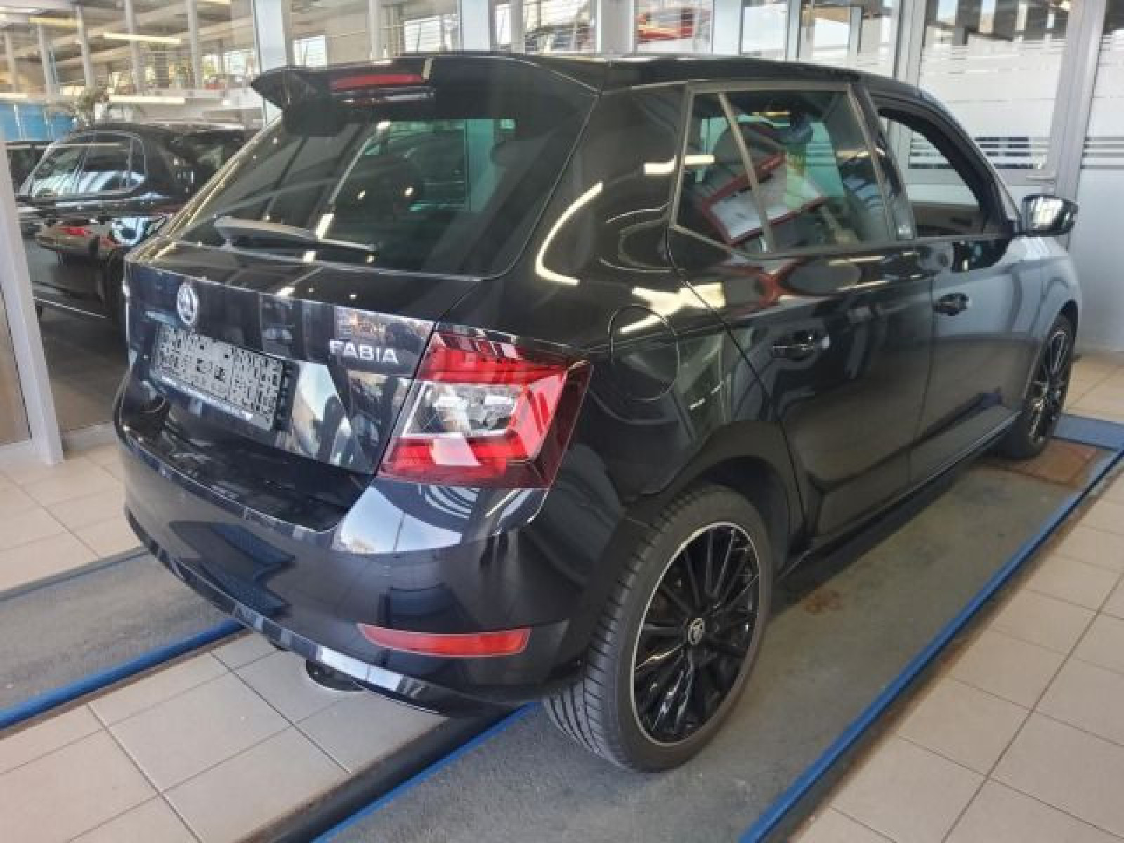 diagonalansicht-hinten-aussen