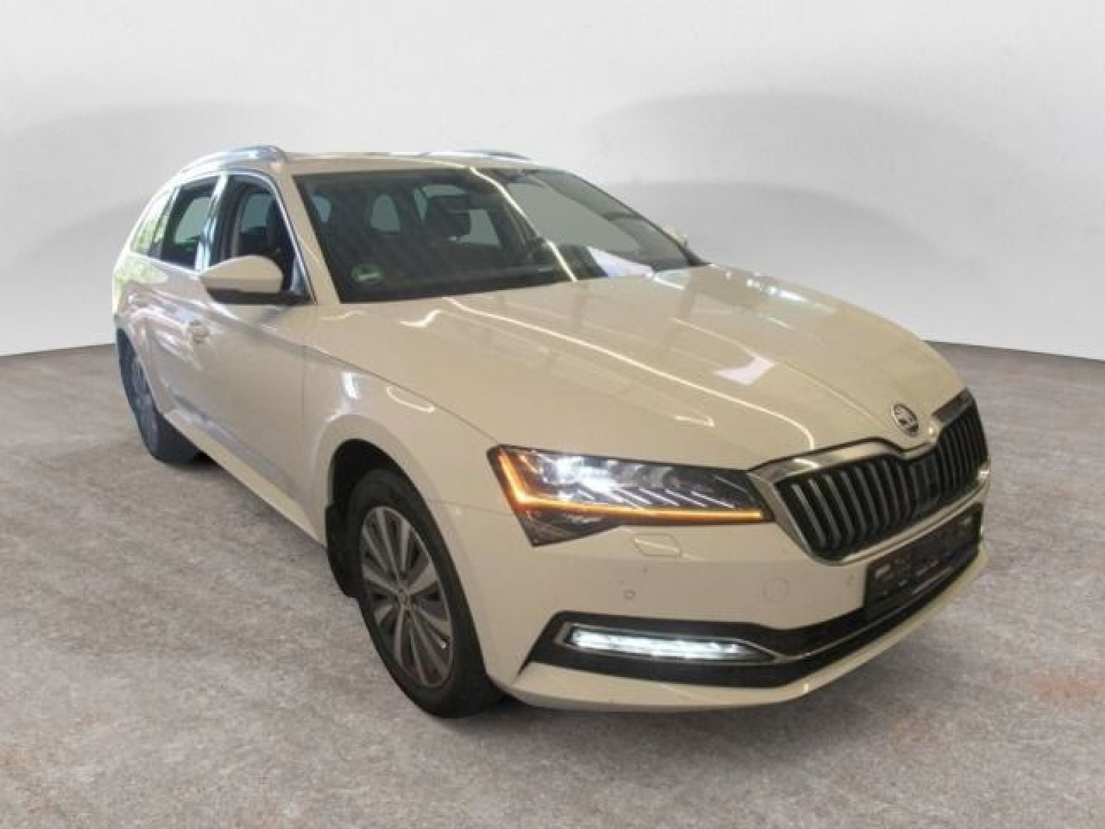 Škoda - Superb_4
