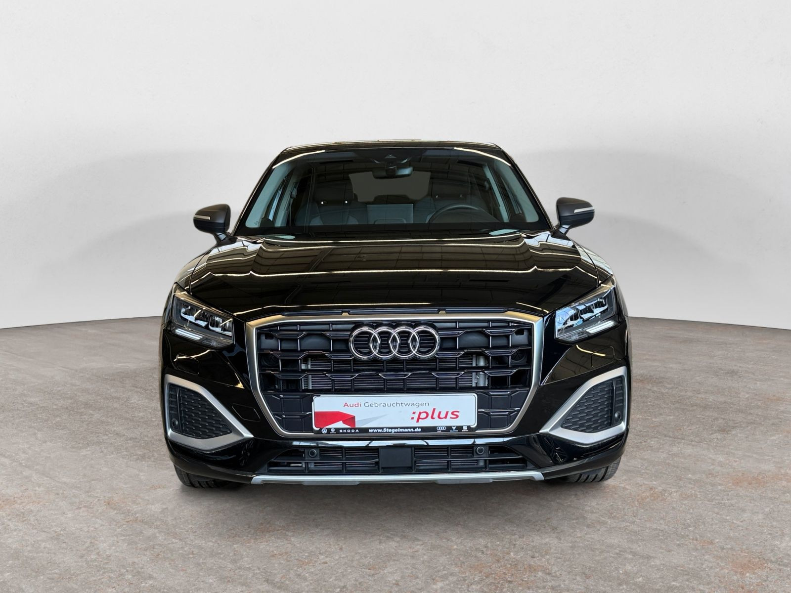 Audi - Q2_10