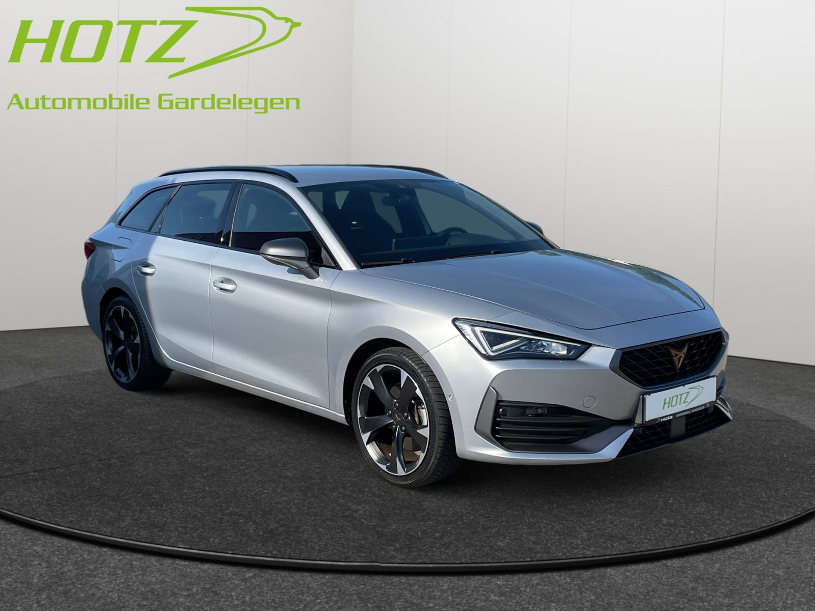 diagonal-frontansicht-aussen