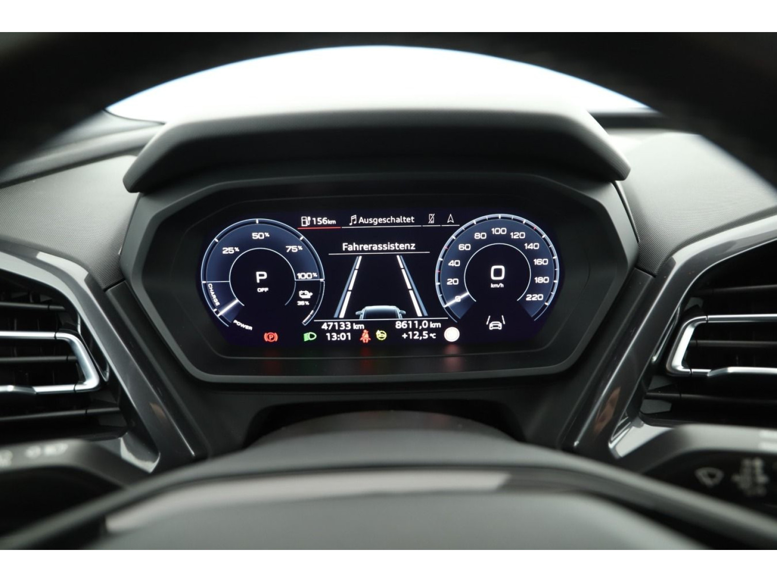 Audi - Q4 e-tron_9