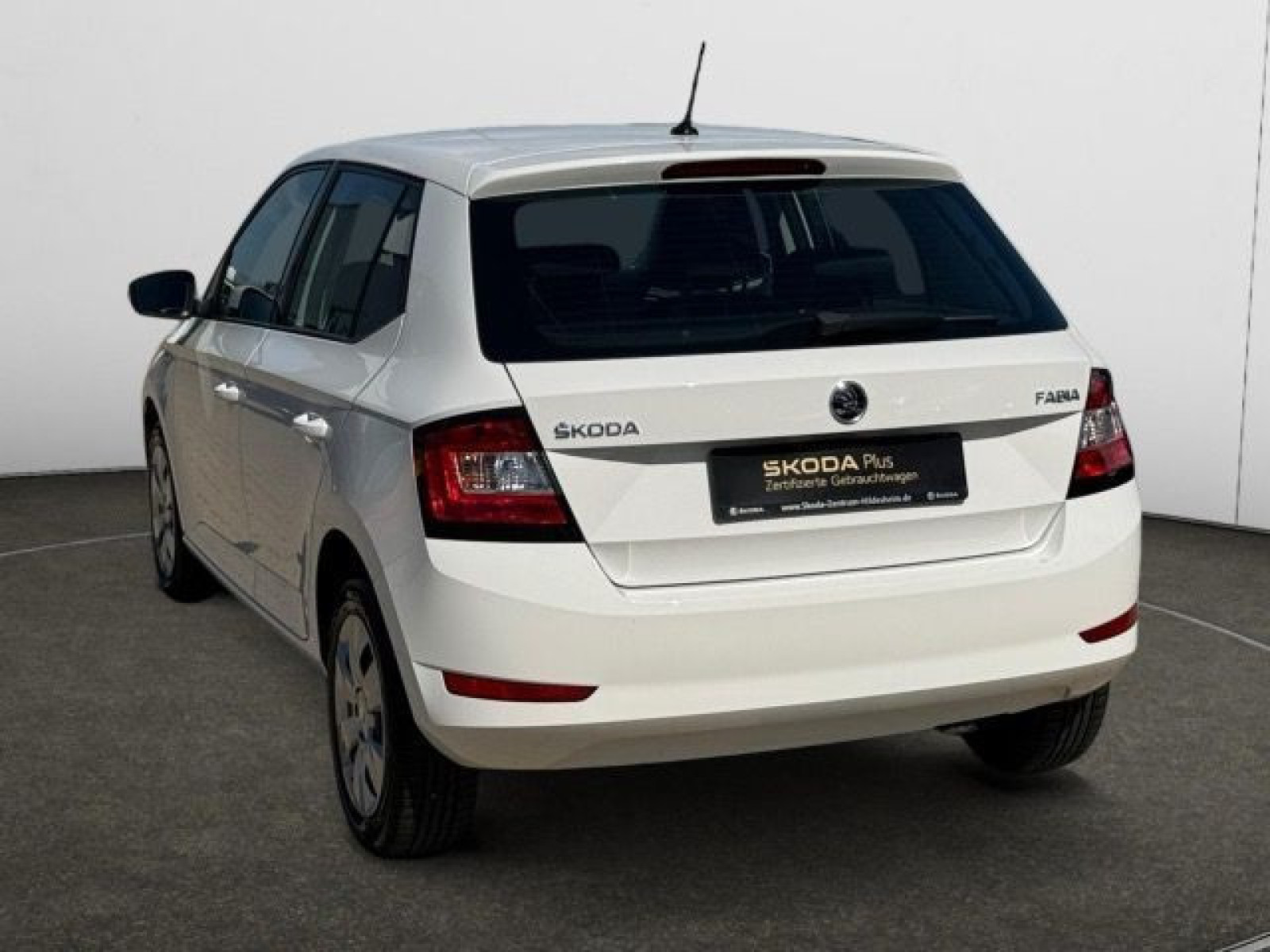 diagonalansicht-hinten-aussen