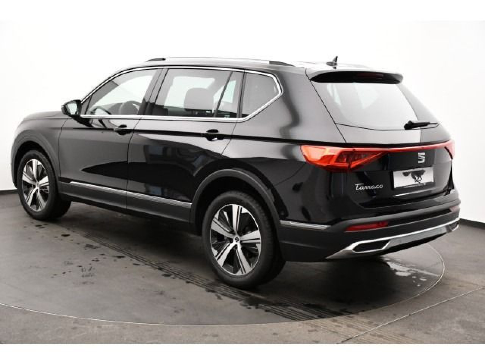 diagonalansicht-hinten-aussen