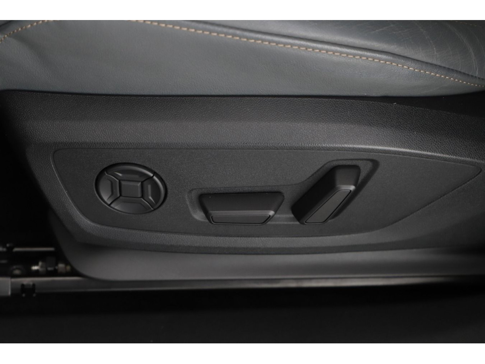 Audi - Q4 Sportback e-tron_9