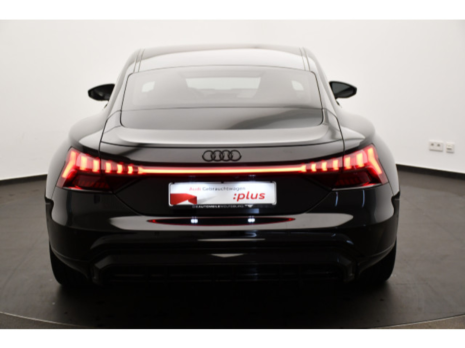 heckansicht-aussen heckansicht-aussen