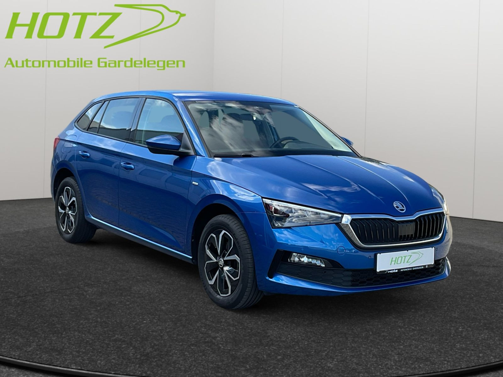 diagonal-frontansicht-aussen