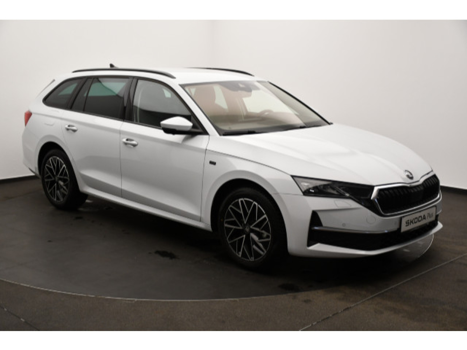 diagonal-frontansicht-aussen