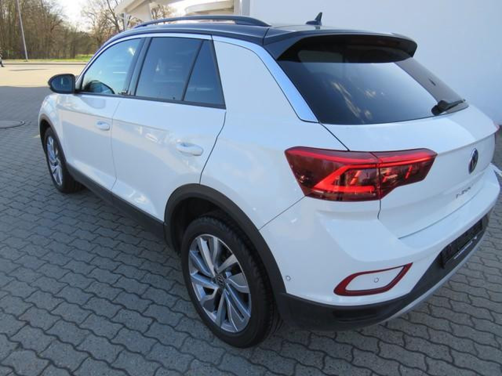 diagonalansicht-hinten-aussen